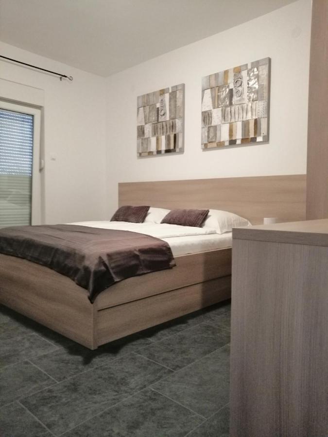 Apartments Simona Лопар Экстерьер фото